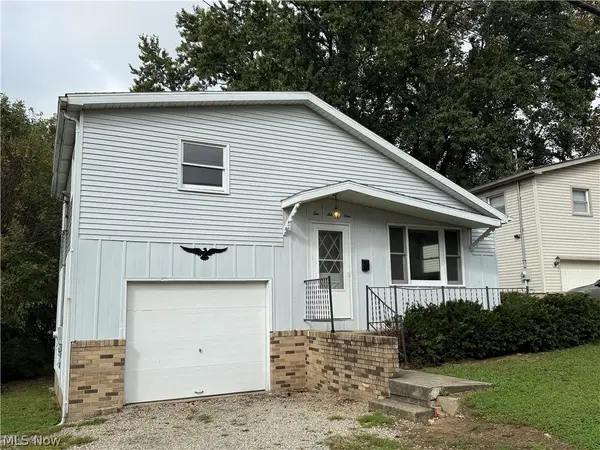 1031 Grant Nw Avenue, New Philadelphia, OH 44663