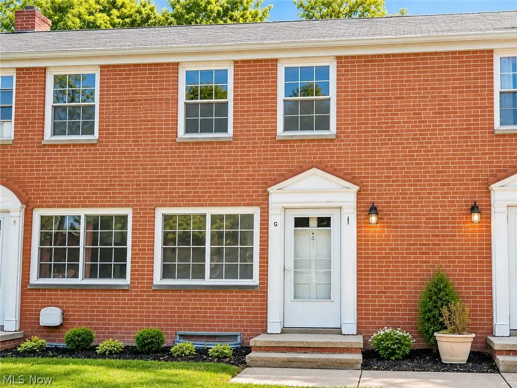 422 Clearview Drive #G, Euclid, OH 44123 - #1