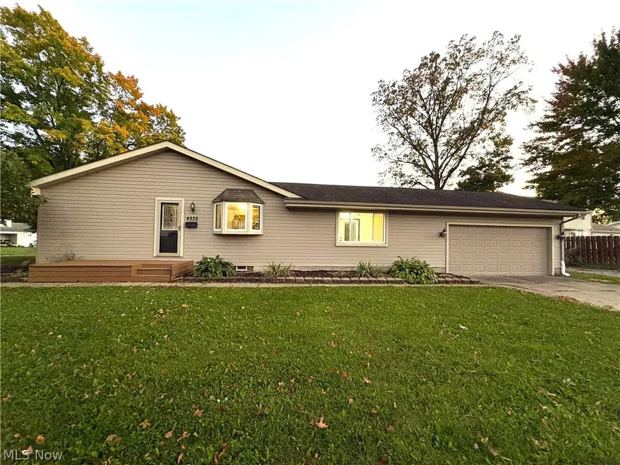 4532 Deopham Green Drive, Austintown, OH 44515 - #2