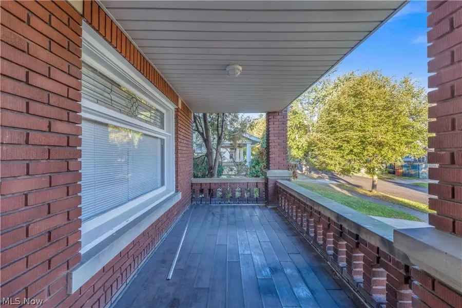 10004 Park Heights Avenue, Garfield Heights, OH 44125 - #2