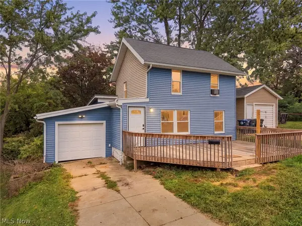 1833 Springfield Center Road, Akron, OH 44312