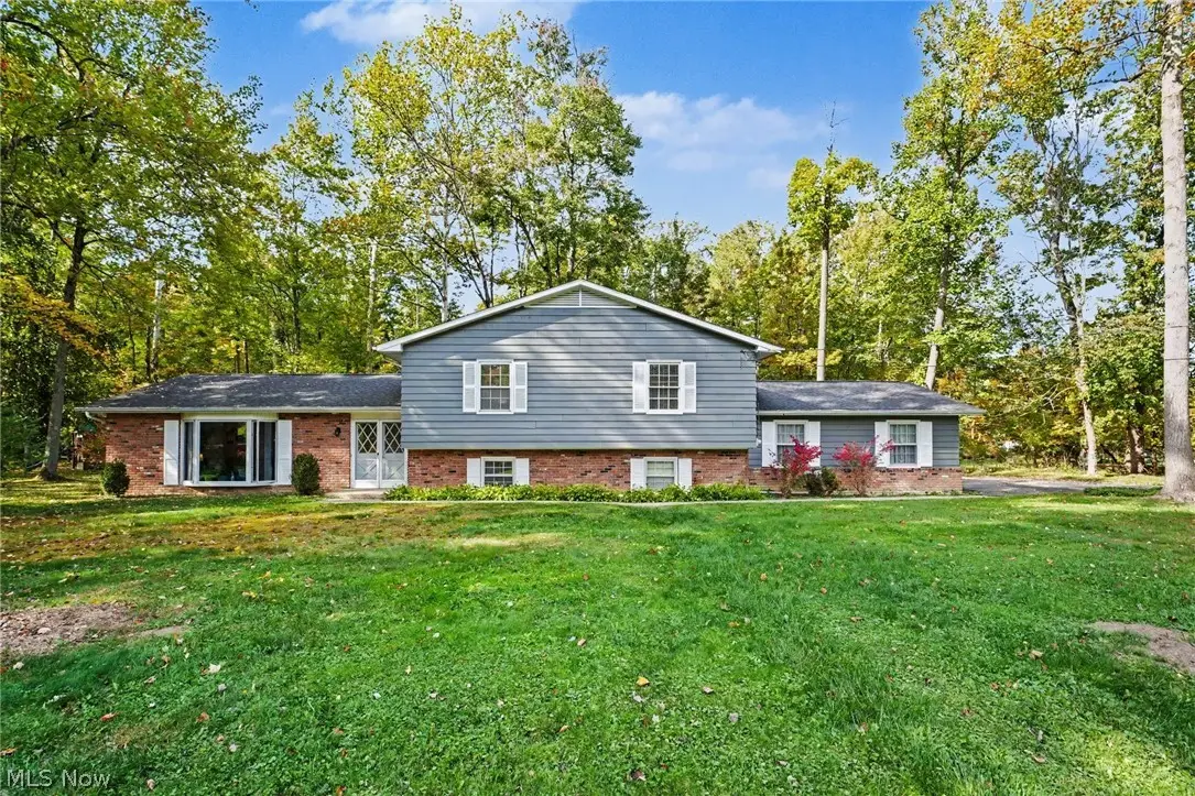 1138 Royal Oak Drive, Chagrin Falls, OH 44022 - #1