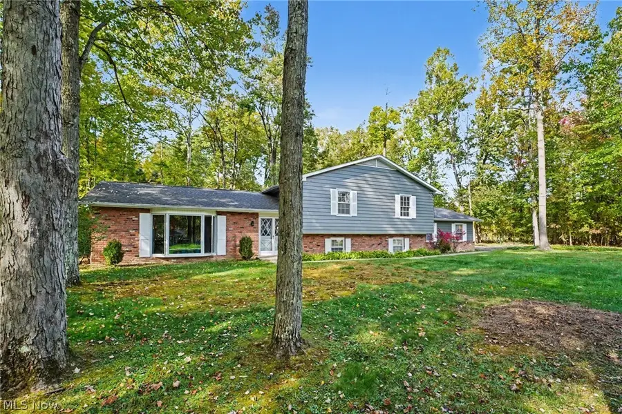 1138 Royal Oak Drive, Chagrin Falls, OH 44022 - #2