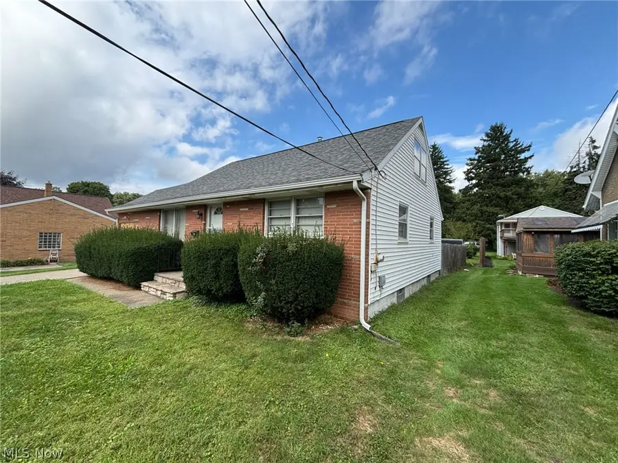 3611 11th Sw Street, Canton, OH 44710 - #3