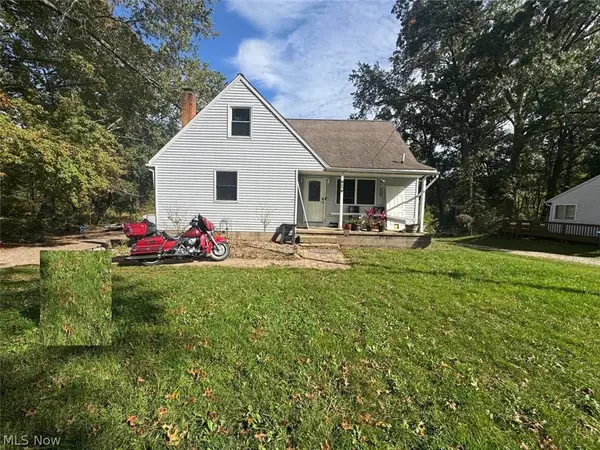 1423 Pin Oak Drive, Akron, OH 44312