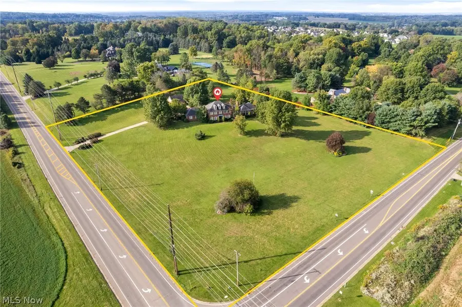 6705 Arlington Nw Avenue, Massillon, OH 44646 - #2
