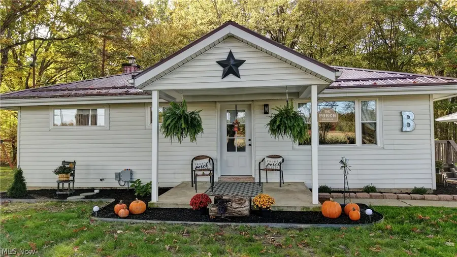 3165 Phalanx Mills Herner Road, Southington, OH 44470 - #2