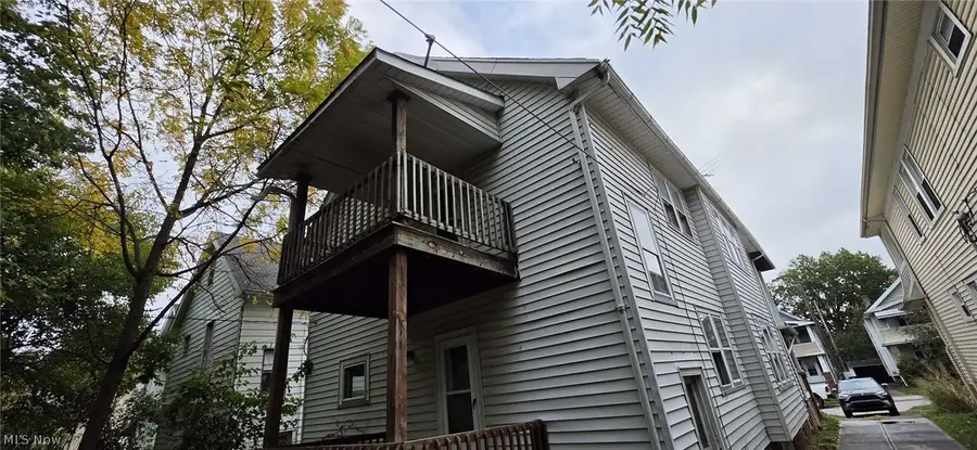 1596 Victoria Avenue, Lakewood, OH 44107 - #3