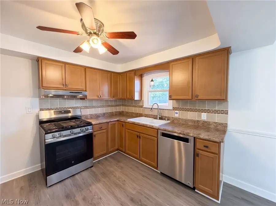 6608 Charles Avenue, Parma, OH 44129 - #3