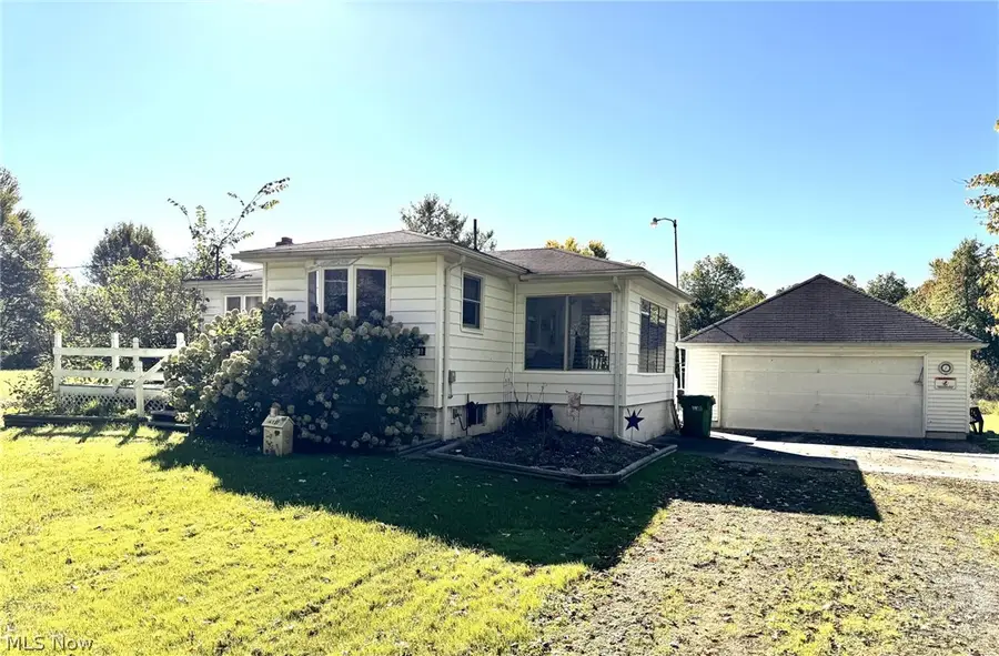 4111 Herr Fieldhouse Road, Southington, OH 44470 - #3