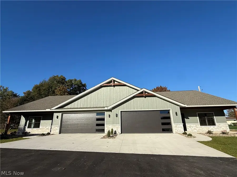 850 Third Sw Street, New Philadelphia, OH 44663 - #2