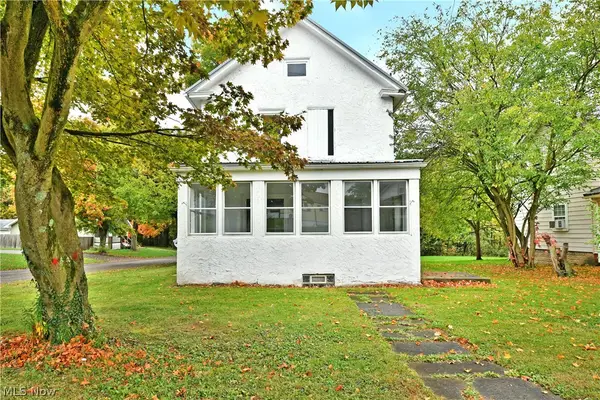 201 Elm Street, Struthers, OH 44471