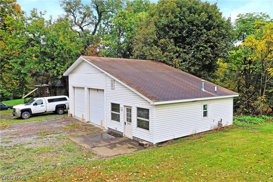 201 Elm Street, Struthers, OH 44471 - #3