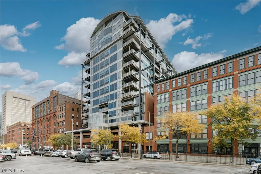 701 W Lakeside Avenue #502, Cleveland, OH 44113 - #1