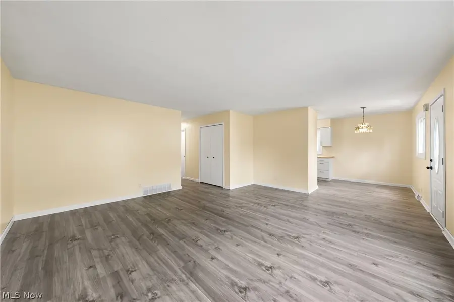210 Magnolia Avenue, Northfield, OH 44067 - #2