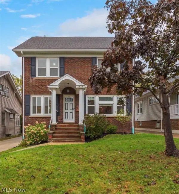1659 Chesterland Avenue, Lakewood, OH 44107