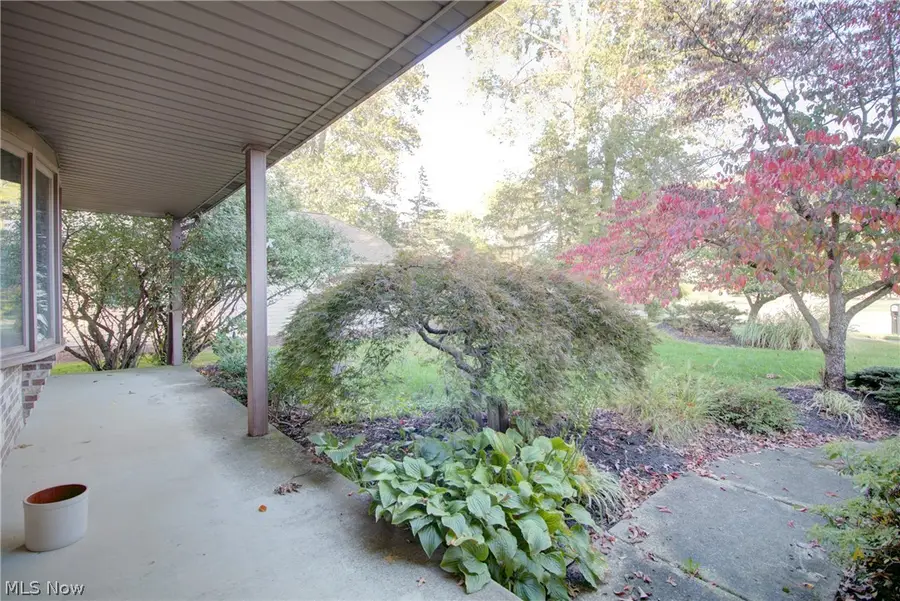 7170 Windwood Way, Olmsted, OH 44138 - #3