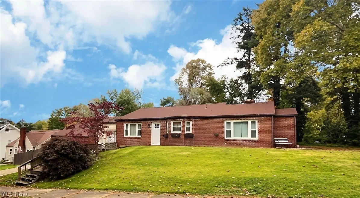 1105 Ridge Nw Road, Canton, OH 44703 - #1