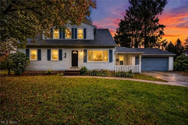 6981 Elmwood Drive, Solon, OH 44139