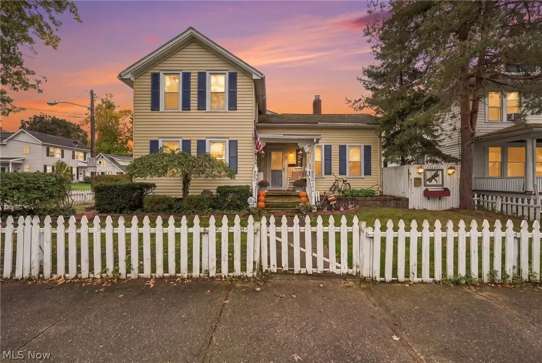 286 S Saint Clair Street, Painesville, OH 44077 - #1