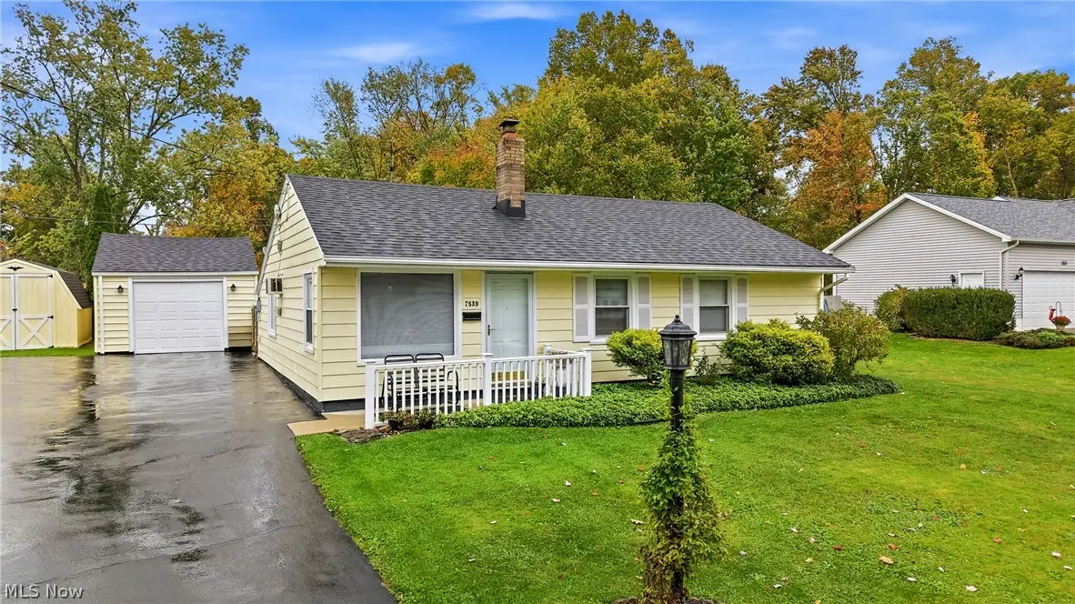7539 Glenwood Avenue, Boardman, OH 44512 - #1
