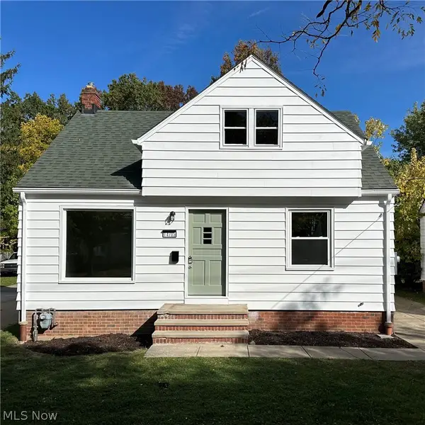 14705 Rockside Road, Maple Heights, OH 44137