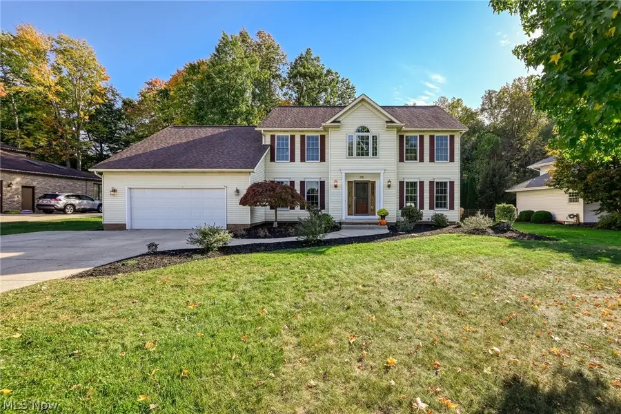215 Cheltenham Lane, Munroe Falls, OH 44262 - #3