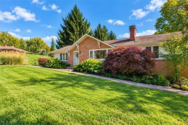 5632 Everhard Nw Road, Canton, OH 44718