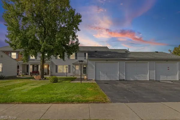 1395 S Azalea Boulevard, Barberton, OH 44203