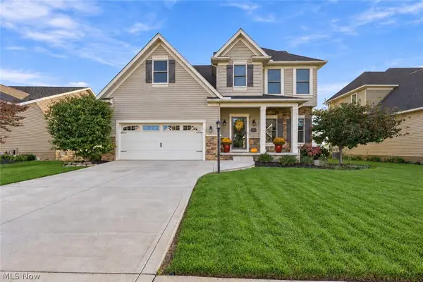 7028 Emerald Cove Nw Avenue, Canal Fulton, OH 44614