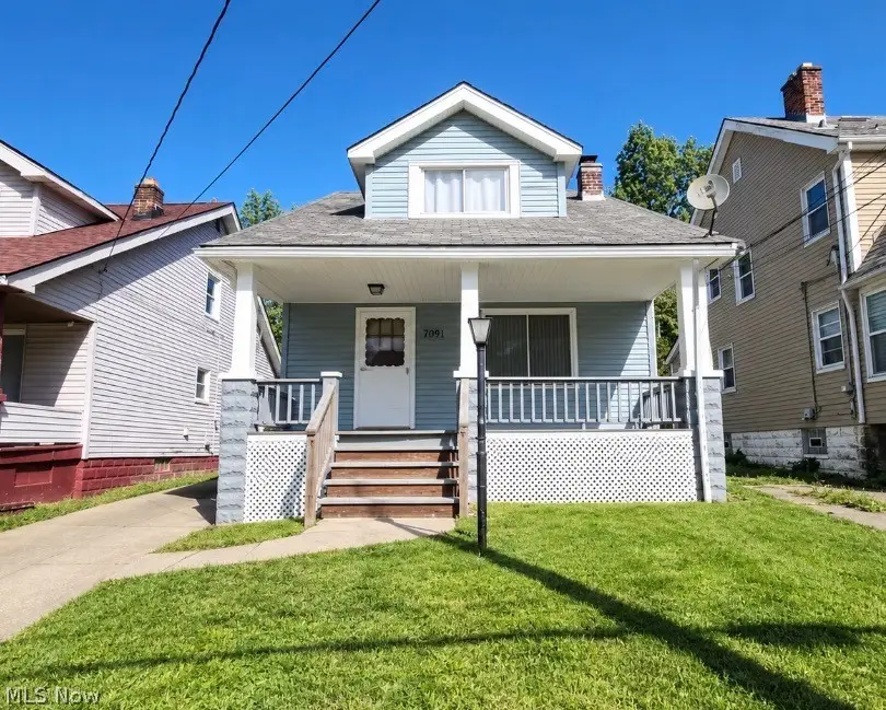10321 Dove Avenue, Cleveland, OH 44105 - #1