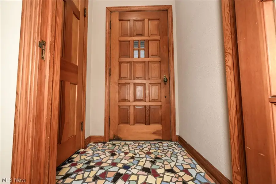 19251 Naumann Avenue, Euclid, OH 44119 - #3