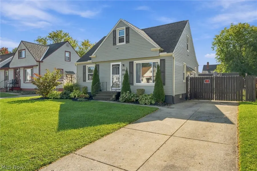 13504 Woodward Boulevard, Garfield Heights, OH 44125 - #3