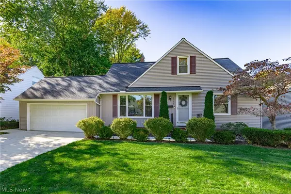 1746 Hawthorne Drive, Mayfield Heights, OH 44124