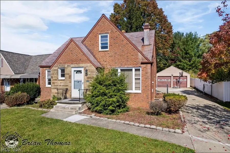 14357 Turney Road, Maple Heights, OH 44137 - #2