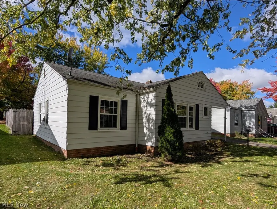 1210 Orchard Heights Drive, Mayfield Heights, OH 44124 - #2