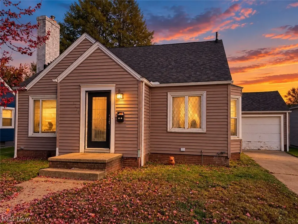 1220 Delverne Sw Avenue, Canton, OH 44710 - #1