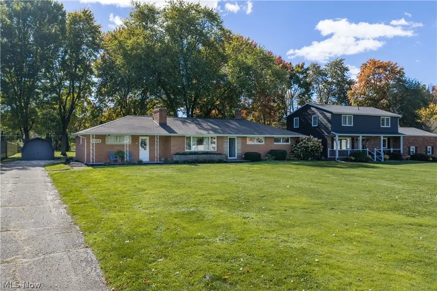 1602 Schneider Nw Street, North Canton, OH 44720 - #3