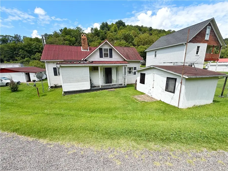 56723 Circle Drive, Jacobsburg, OH 43933 - #3