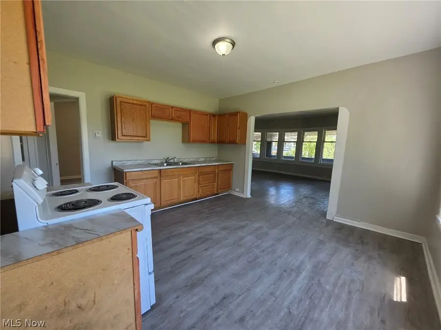 11419 Durant Avenue, Cleveland, OH 44108 - #3