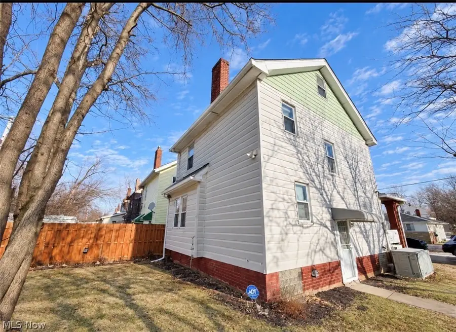 1476 Clermont Road, Cleveland, OH 44110 - #3