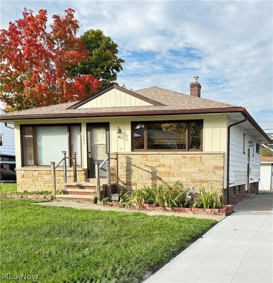 3802 Longwood Avenue, Parma, OH 44134 - #2