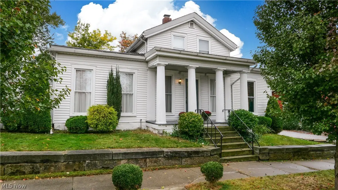 131 N Walnut Street, Ravenna, OH 44266 - #1