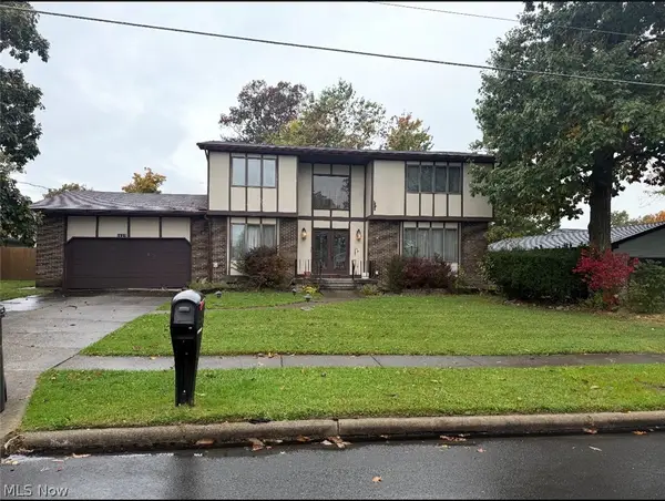 5627 London Drive, Austintown, OH 44515