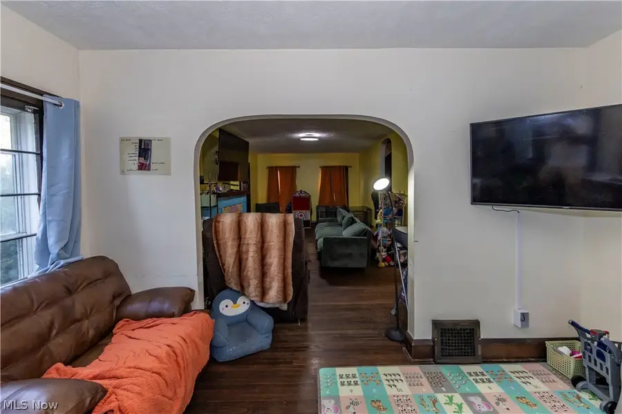518 22nd Nw Street, Canton, OH 44709 - #3