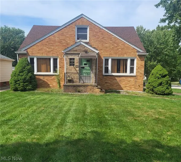 6048 Pearl Road, Parma Heights, OH 44130
