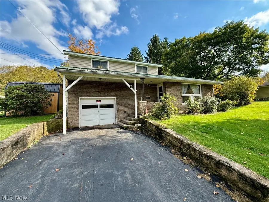 634 Johnsonville Road, Chester, WV 26034 - #2
