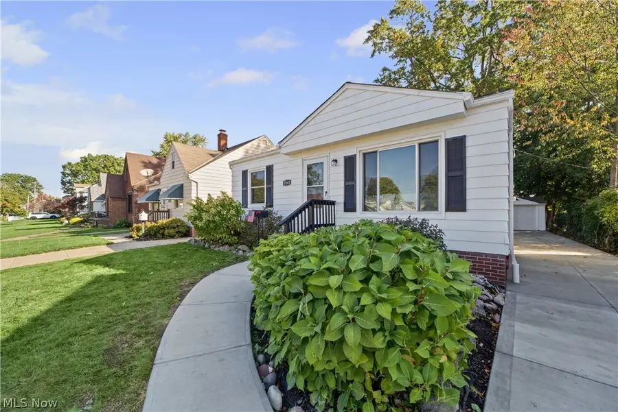 3543 W 146th Street, Cleveland, OH 44111 - #2