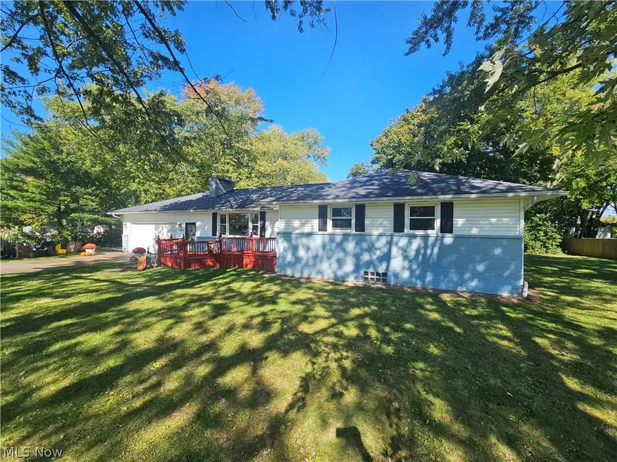 901 Columbia Drive, Amherst, OH 44001 - #3