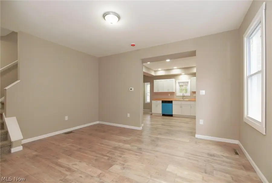 2146 W 95th Street, Cleveland, OH 44102 - #3